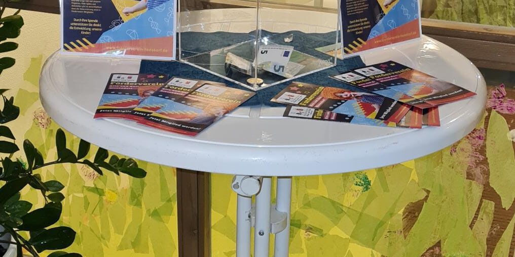 Infotisch Henstorf Kita